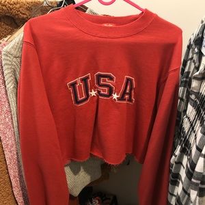 Brandy Melville Cropped Sweatshirt